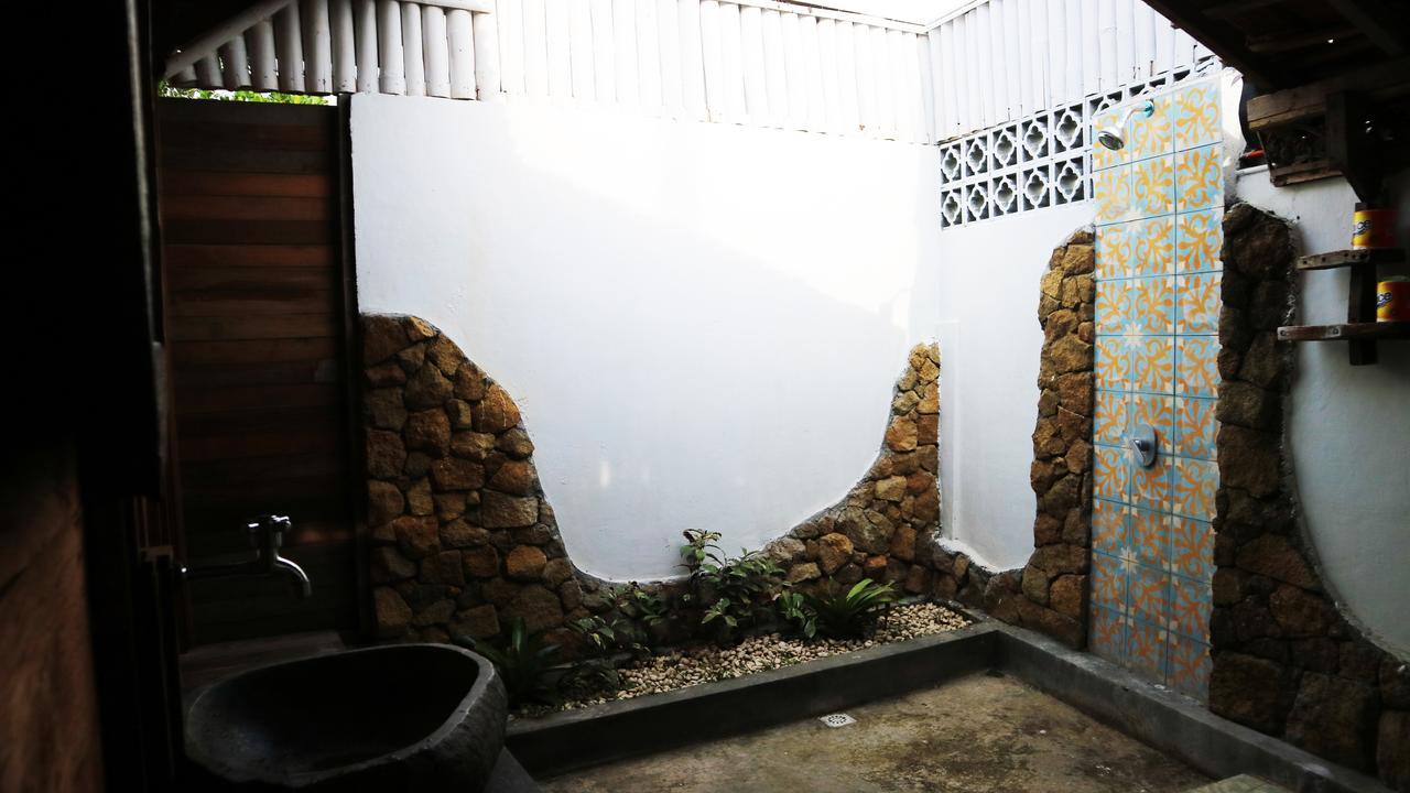 Premier Surf Camp Hotel Canggu Exterior foto