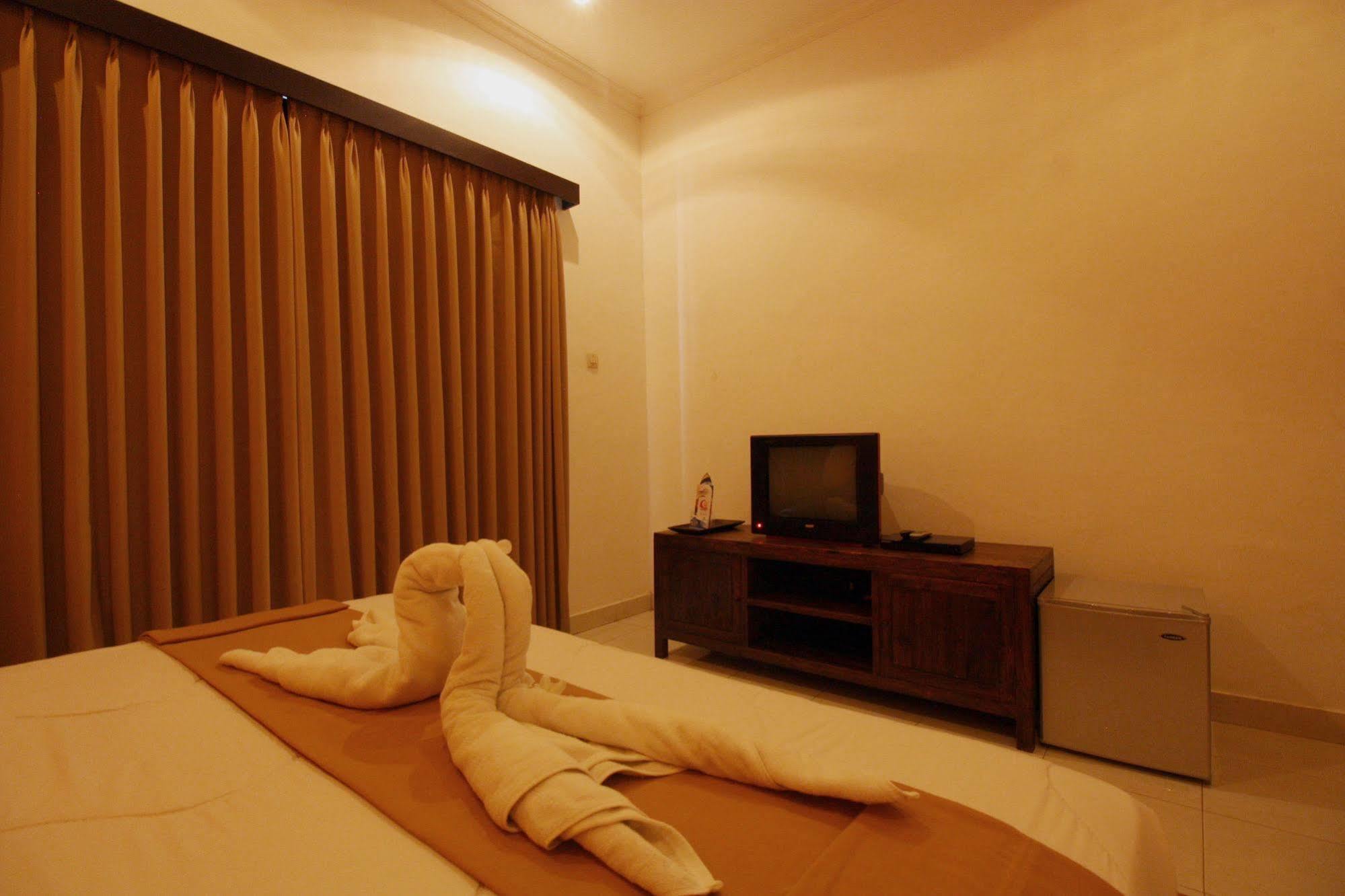 Premier Surf Camp Hotel Canggu Exterior foto