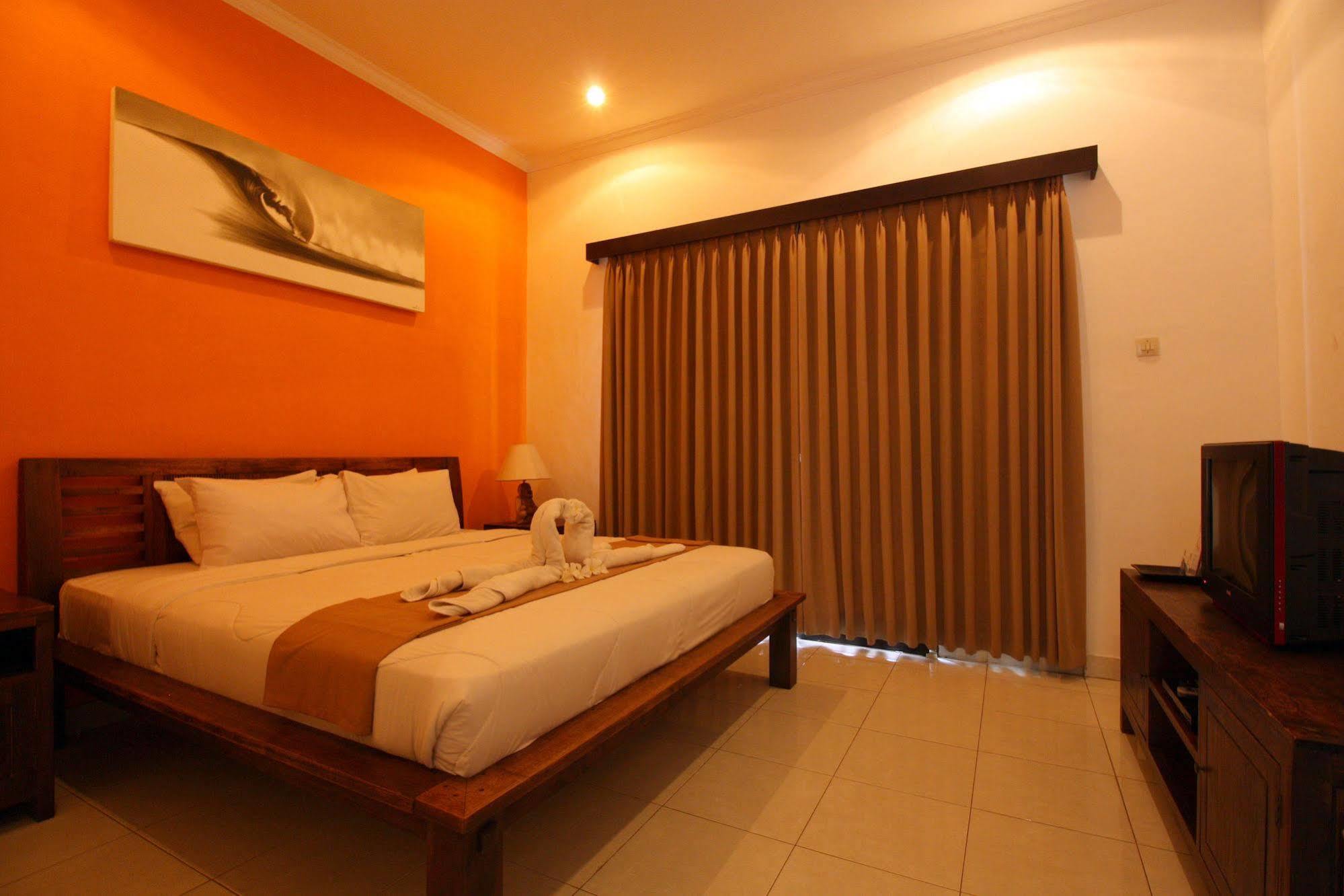 Premier Surf Camp Hotel Canggu Exterior foto