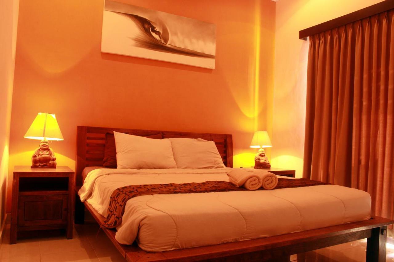 Premier Surf Camp Hotel Canggu Exterior foto