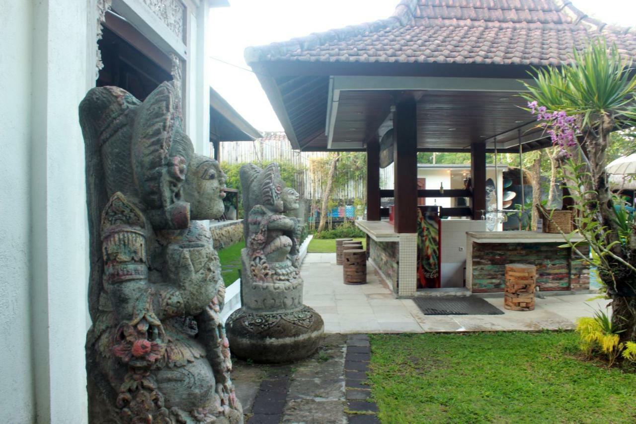 Premier Surf Camp Hotel Canggu Exterior foto