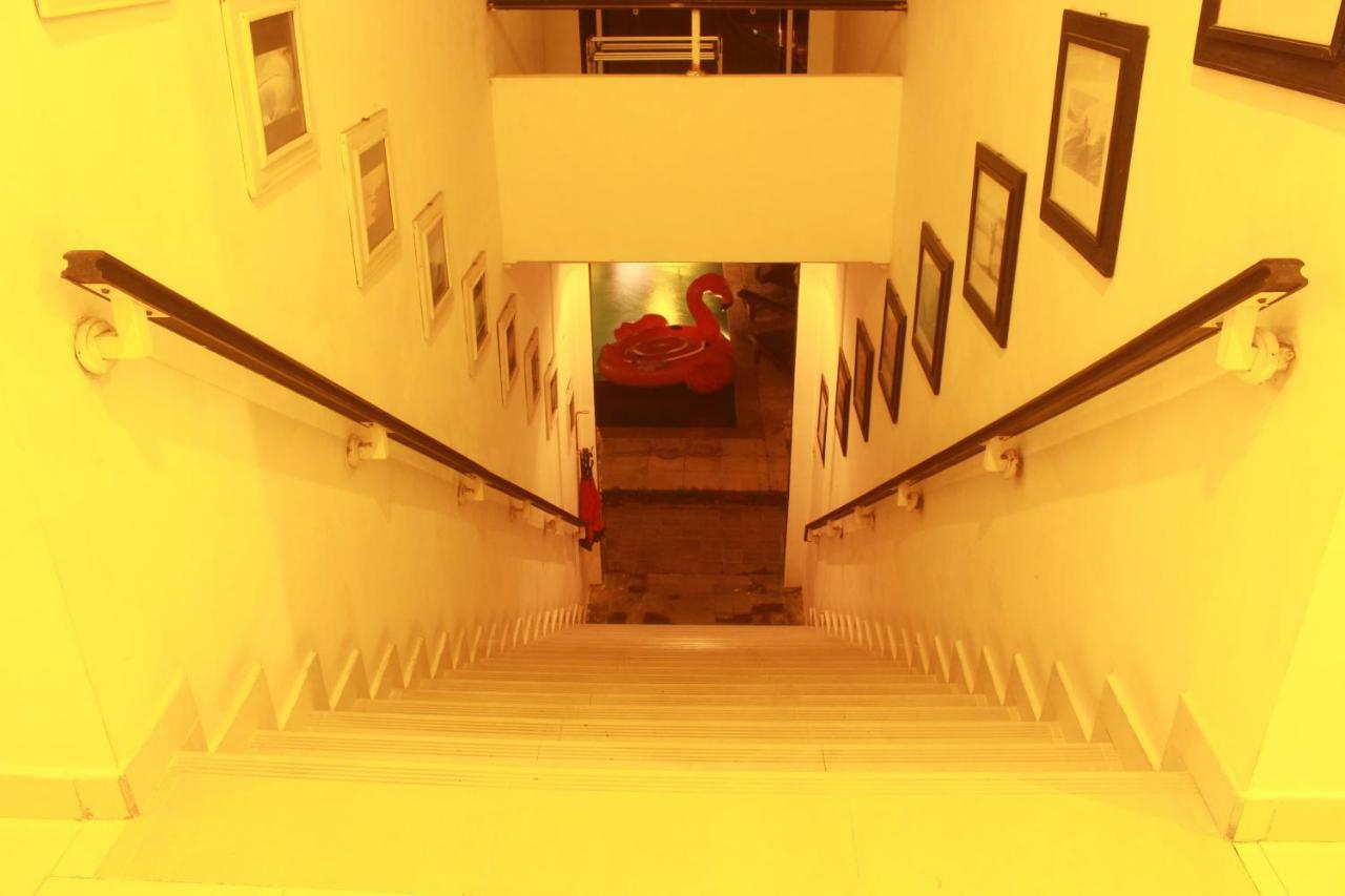 Premier Surf Camp Hotel Canggu Exterior foto